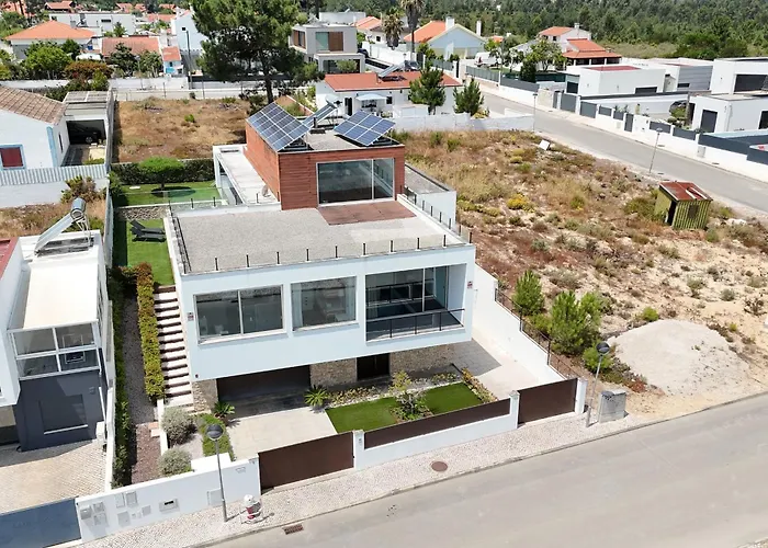 Your Between Meco And * Sesimbra