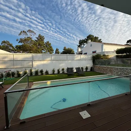 Your Between Meco And Вилла