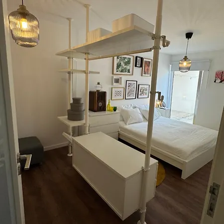 Your Between Meco And Вилла *