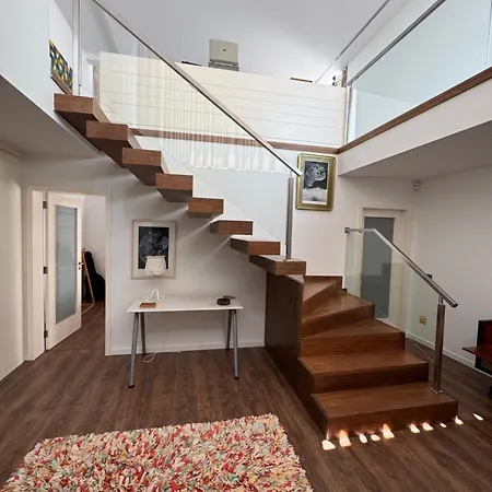 Your Between Meco And Вилла